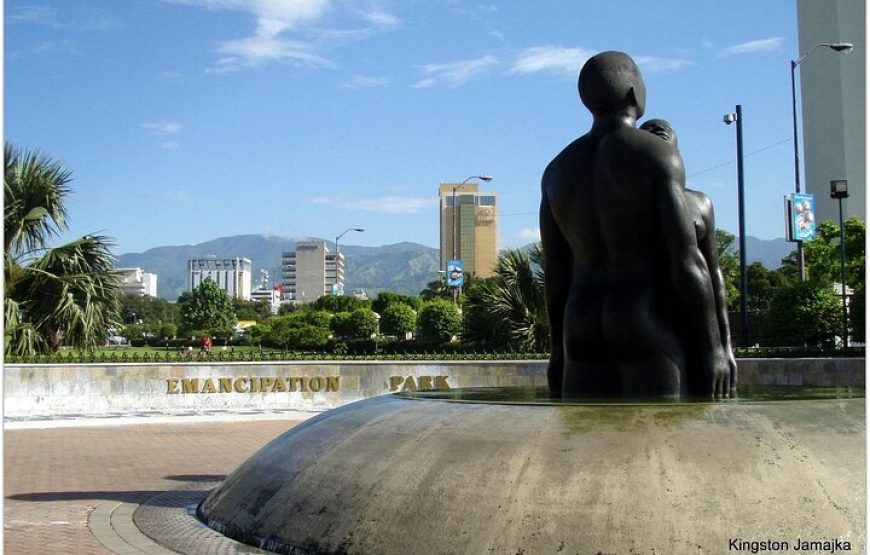 Walk tour of Downtown Kingston